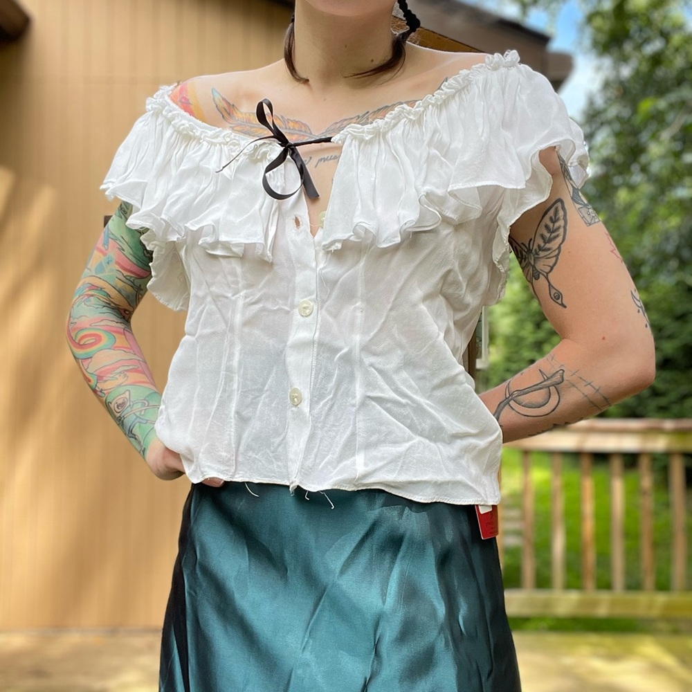 Vintage Ruffle Romantic Top